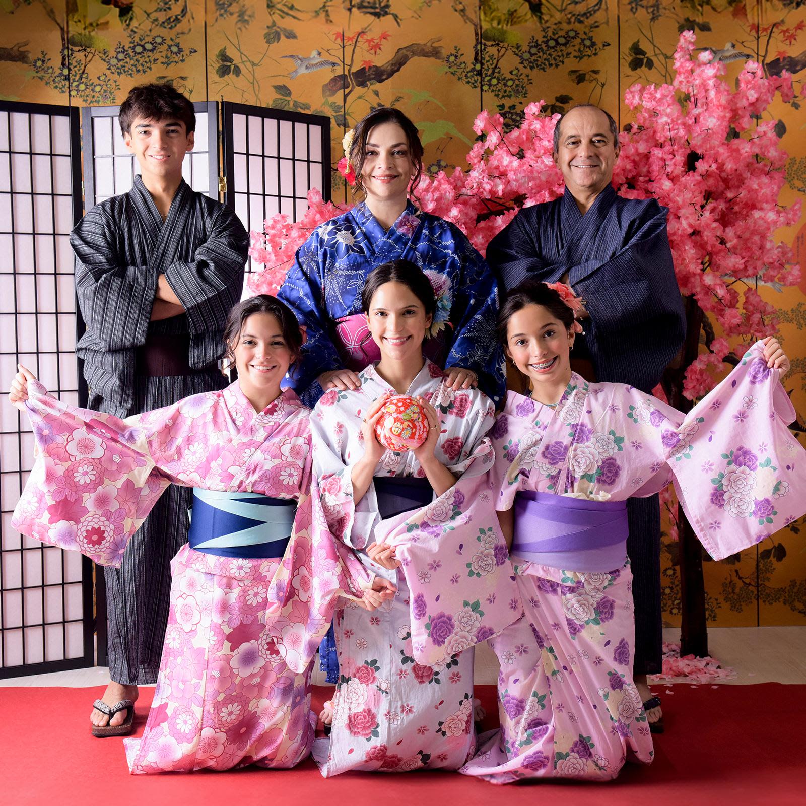 Kimono photoshoot-Includes 100 photo data