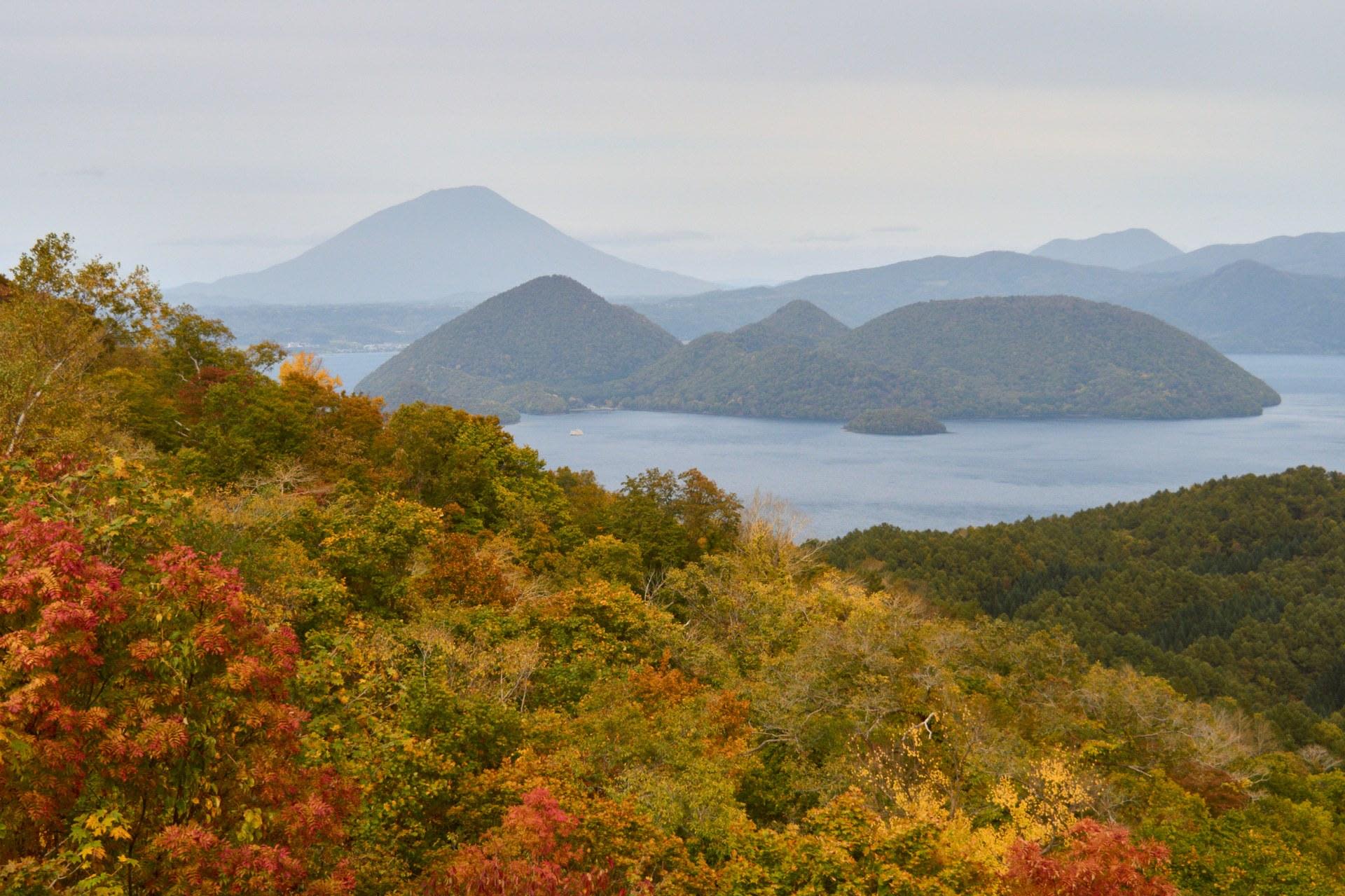 Noboribetsu and Lake Toya: Private Guided Day with Your Own Vehicle