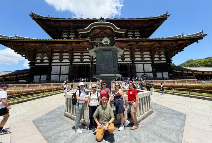 Nara Half-Day Walking Tour in Spanish: Deer Park, Todaiji and Kasuga Taisha
