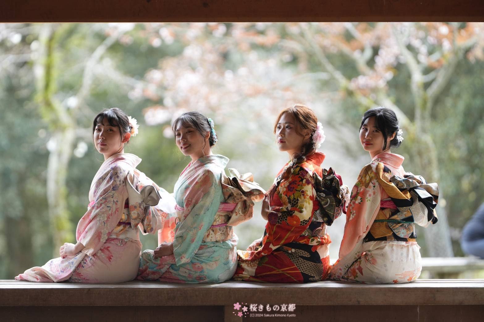 Couples Kimono Rental in Nara with a One-Hour Photo Shoot