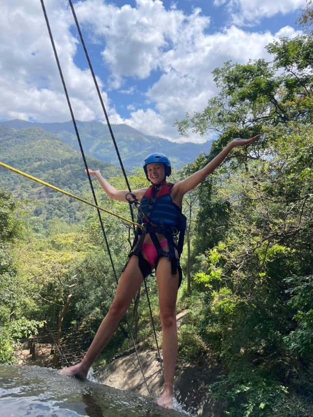 Ella Waterfall Abseiling Adventure with Hotel Pickup