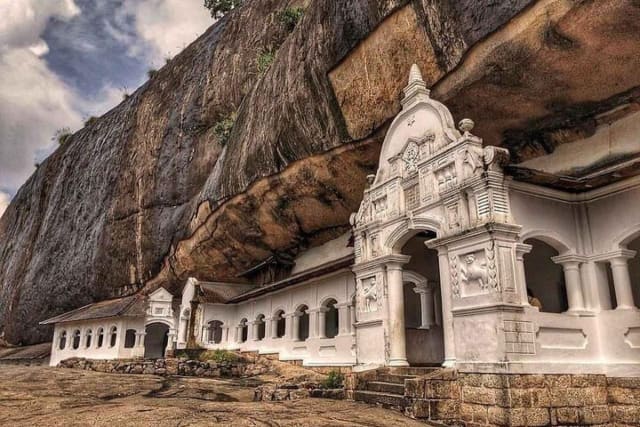Private Sigiriya and Dambulla Tuk-Tuk Day Trip from Kandy with a Village Stop