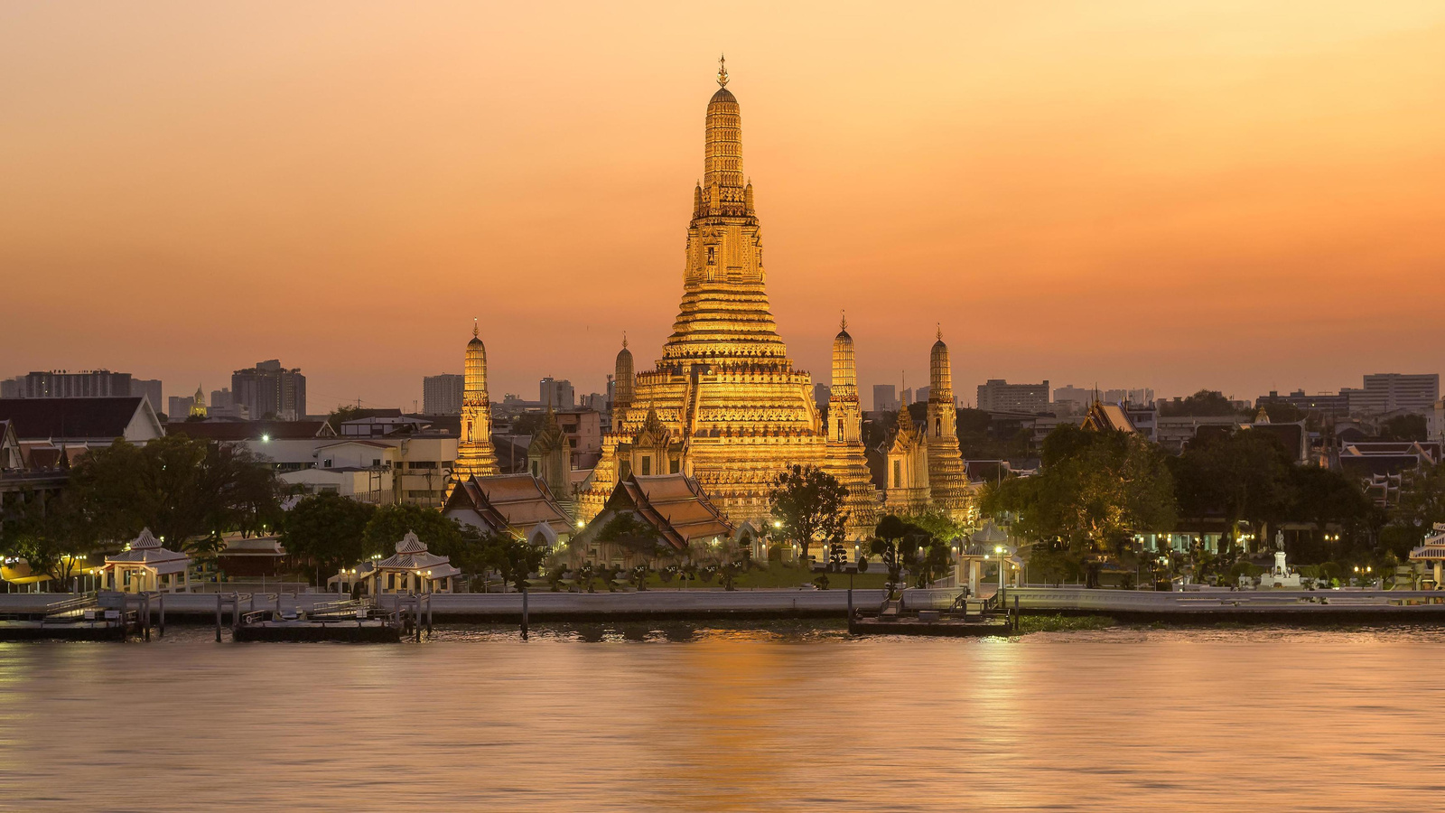 Bangkok: Grand Palace, Wat Pho, and Wat Arun Guided Tour 3