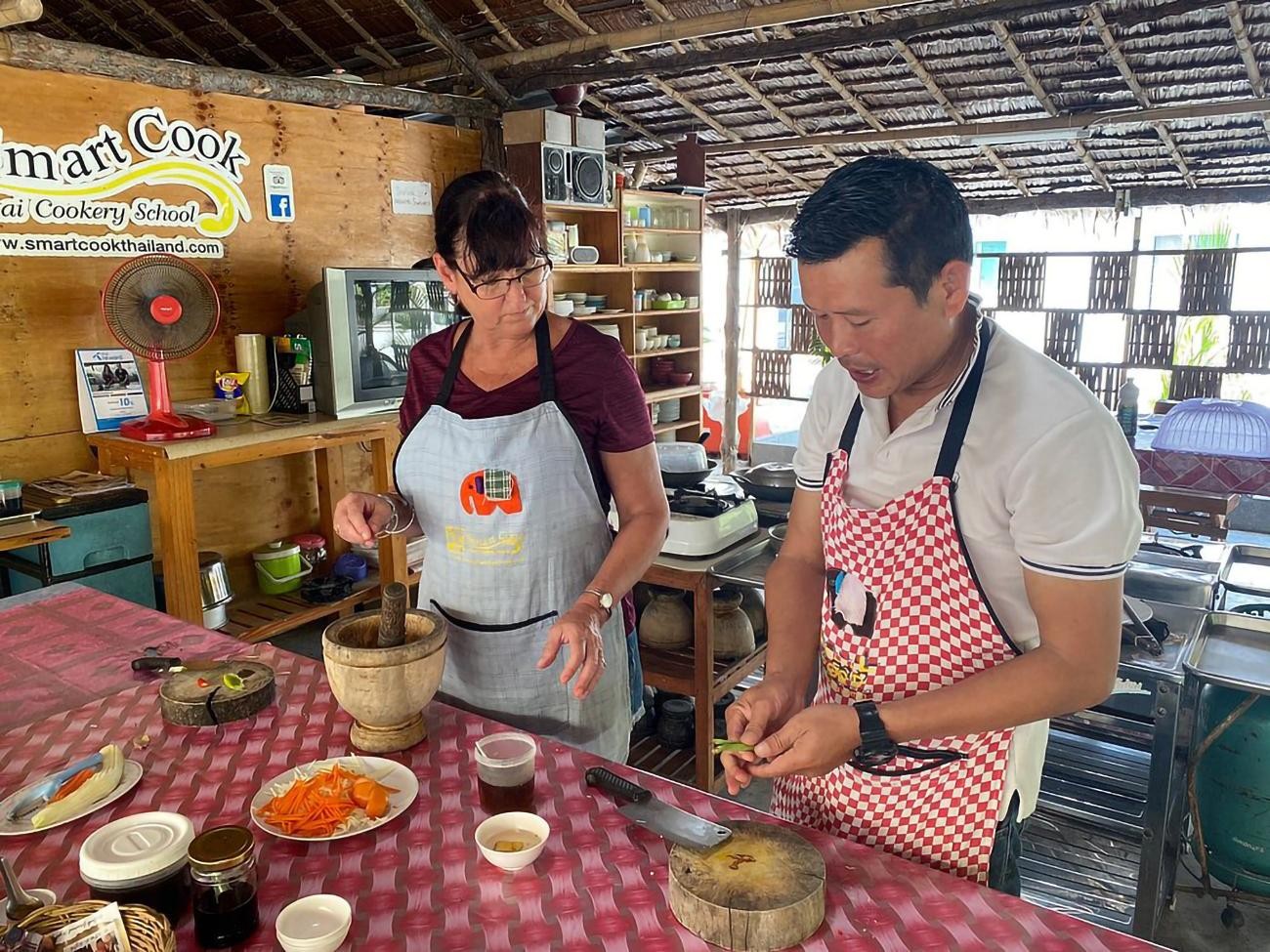 Traditional Thai Cooking Class with a Local Chef