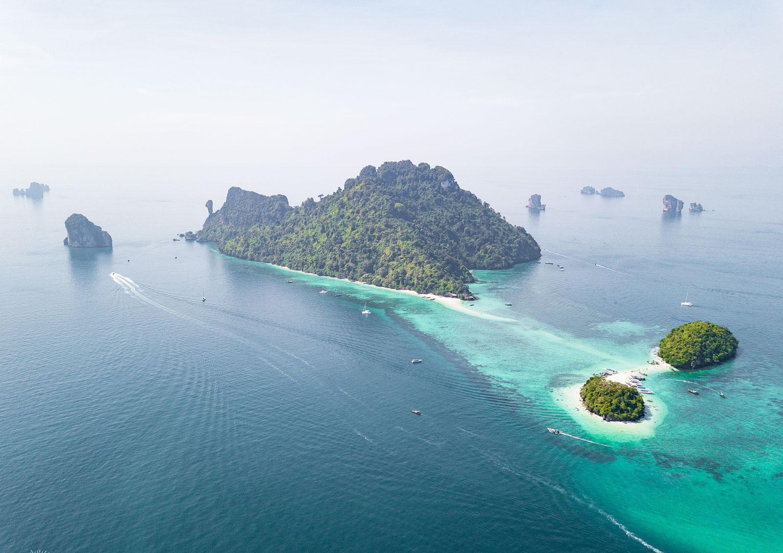 4 Islands & Krabi's Separated Sea by Longtail
