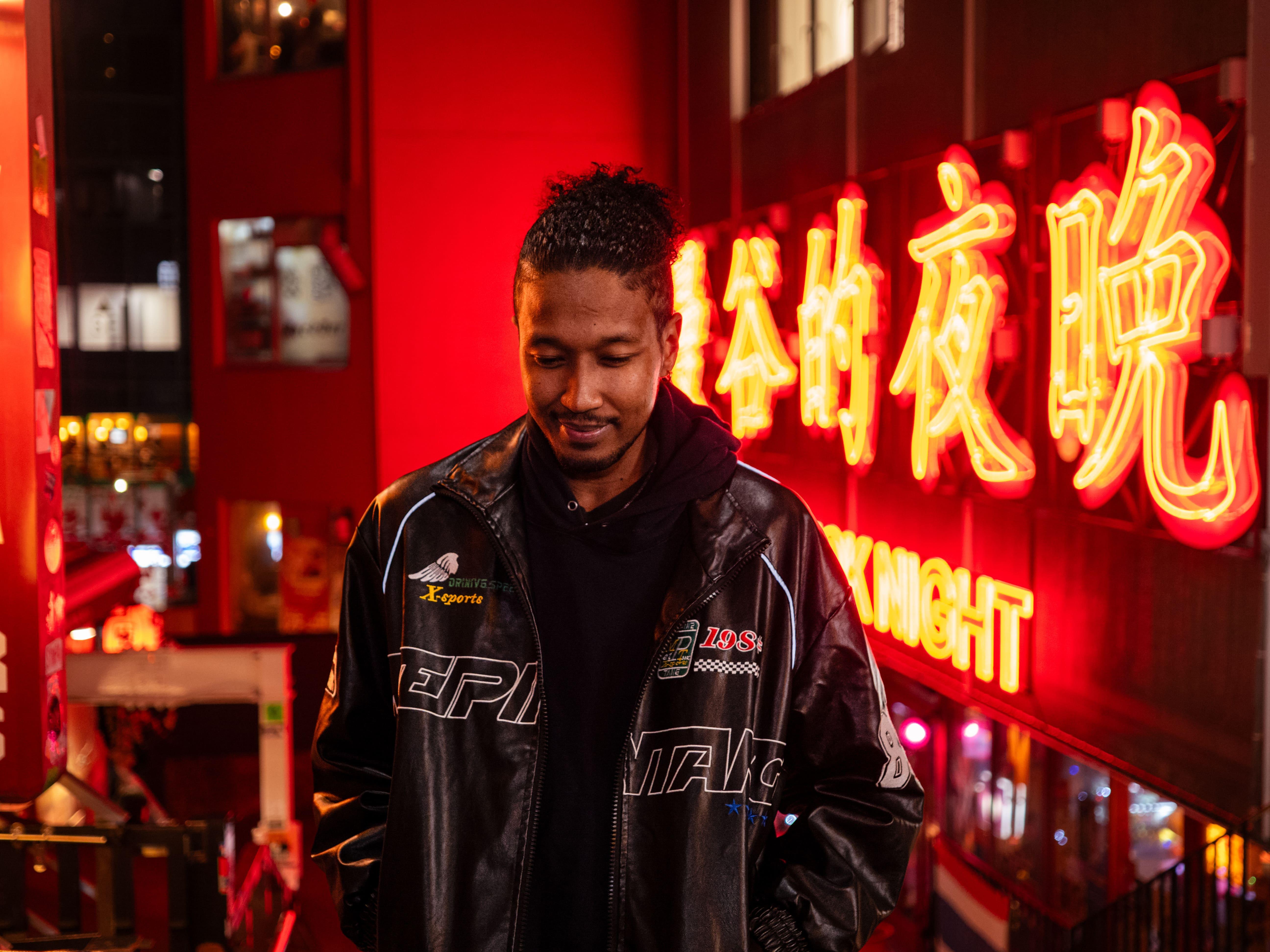 Shibuya After Dark Neon Photo Walk