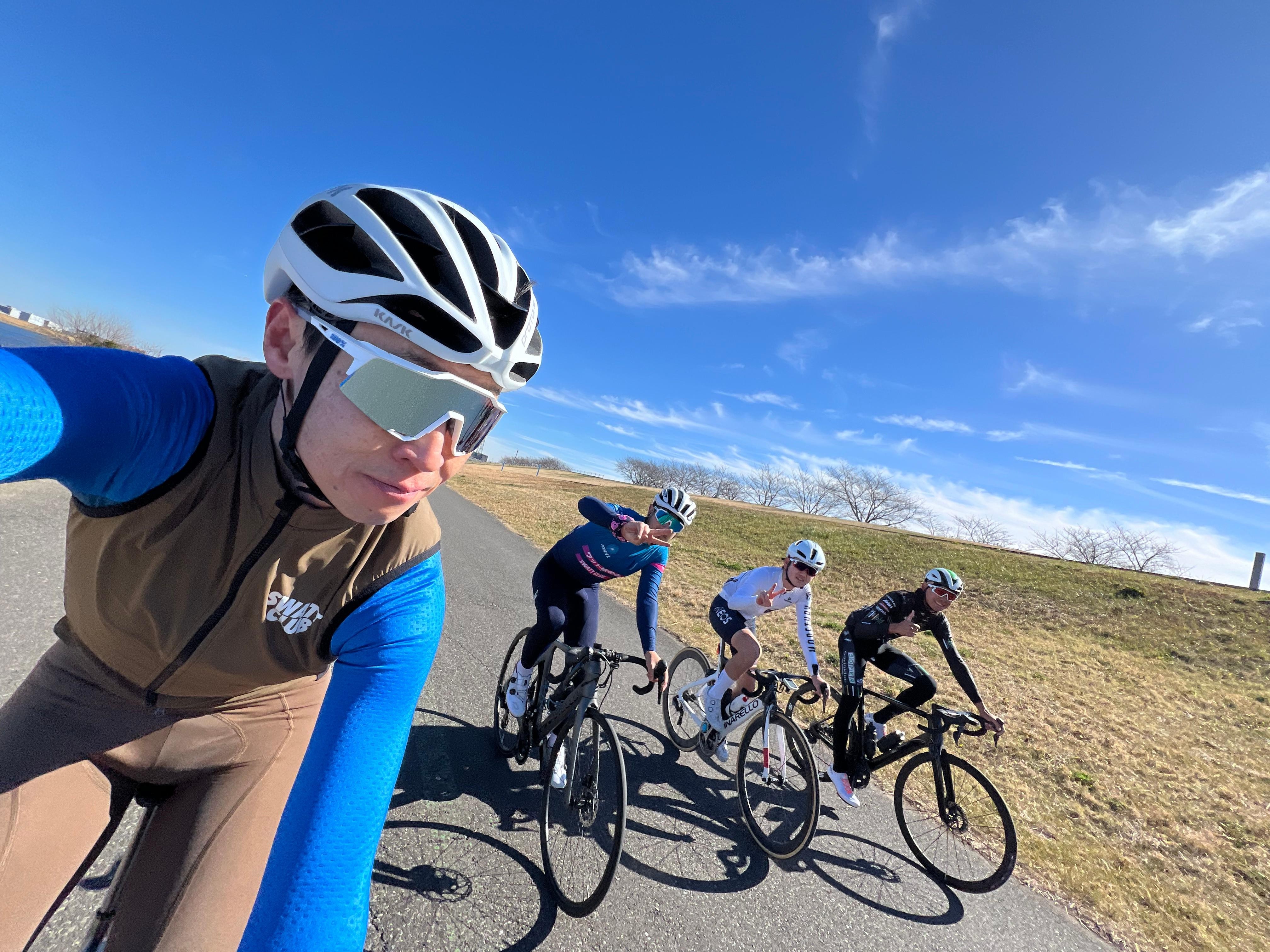 Tokyo Road Bike Tour: Five Hours with Bike, Gear and Showers
