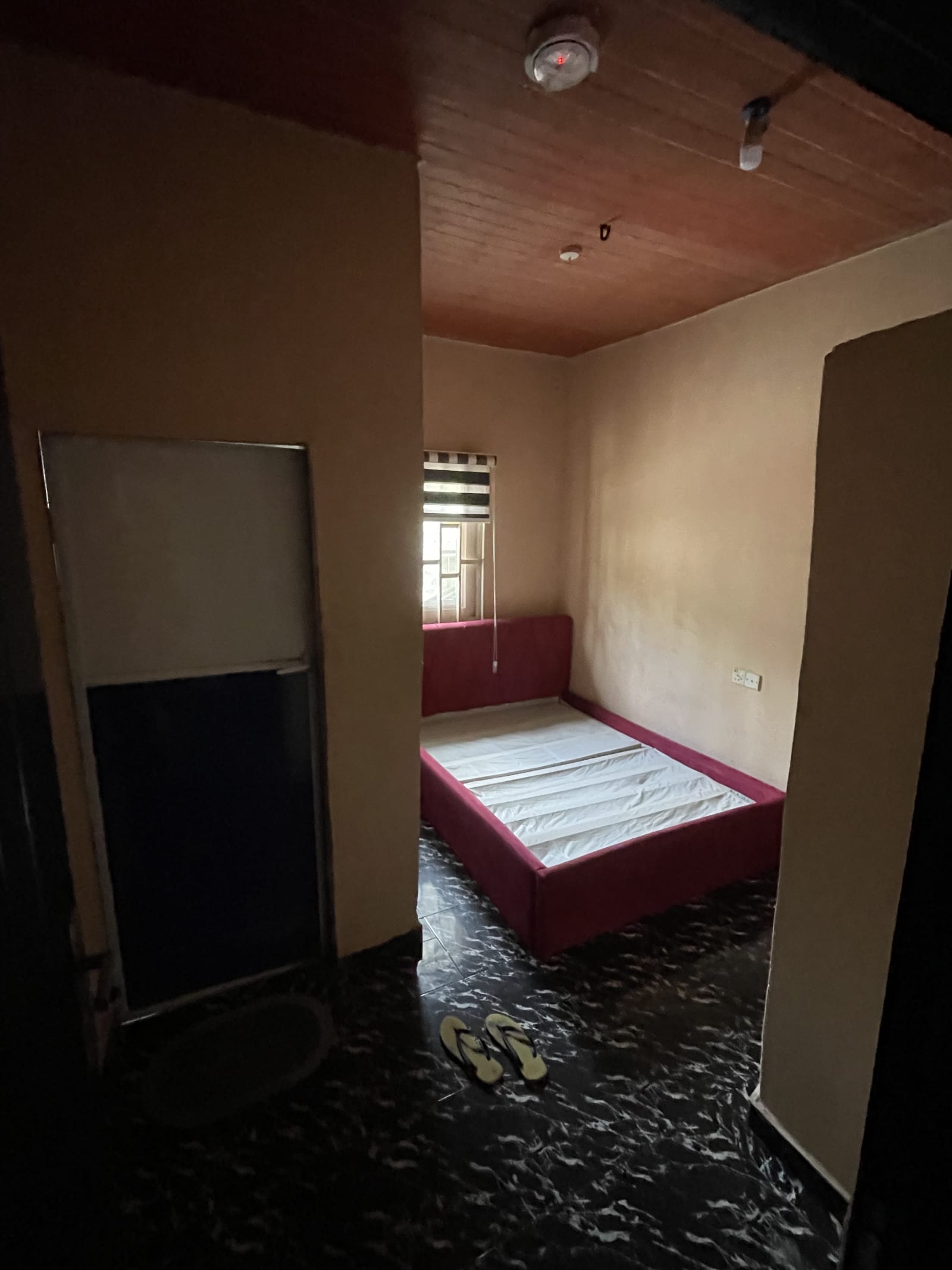 Self Contained in Mkpat-Enin photo 1
