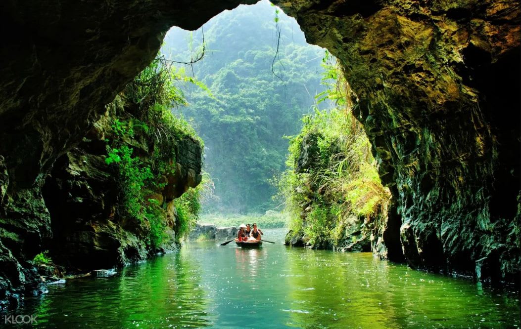 Hoa Lu - Trang An - Mua Cave
