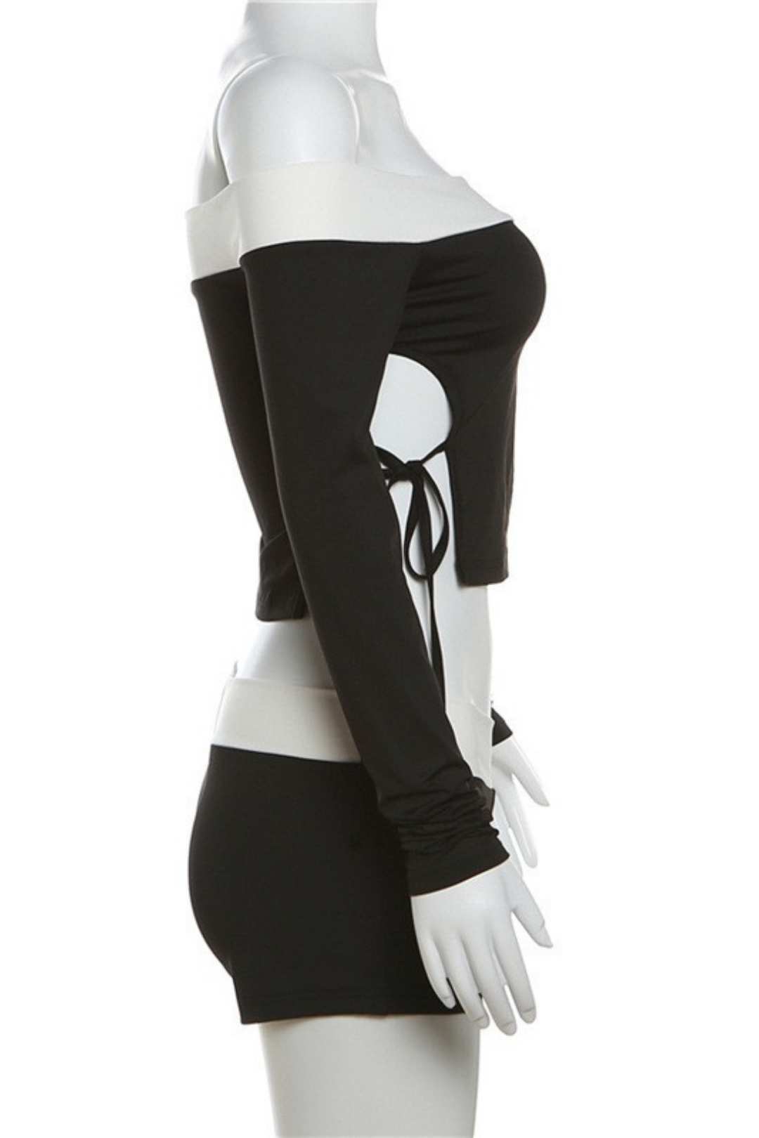 Contrasting Color One-line Collar Strap T-shirt Slim Low-waist Shorts Suit