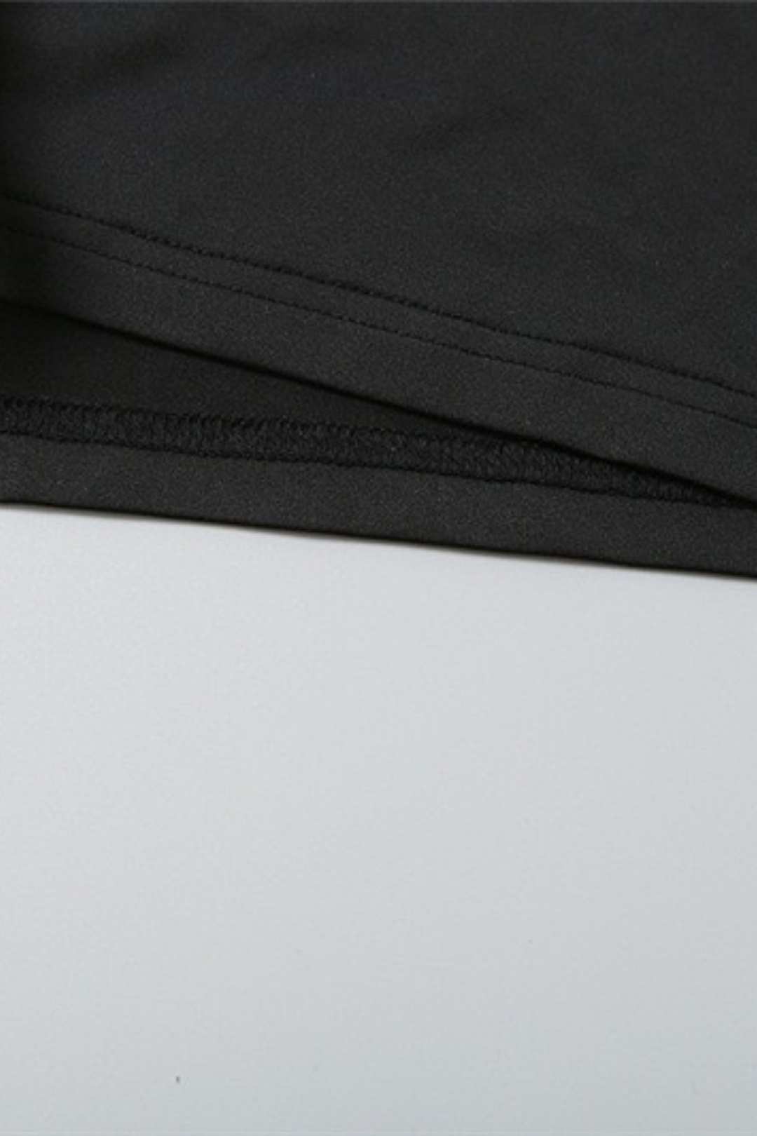 Contrasting Color One-line Collar Strap T-shirt Slim Low-waist Shorts Suit