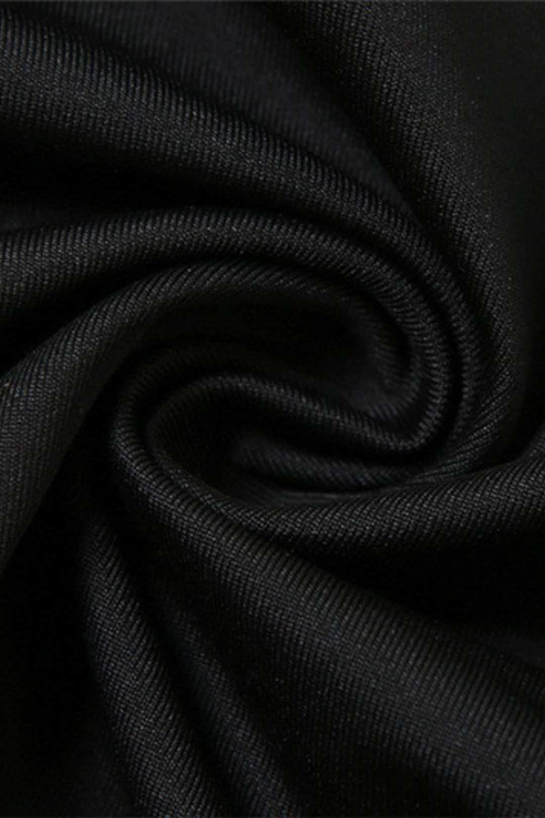 Contrasting Color One-line Collar Strap T-shirt Slim Low-waist Shorts Suit