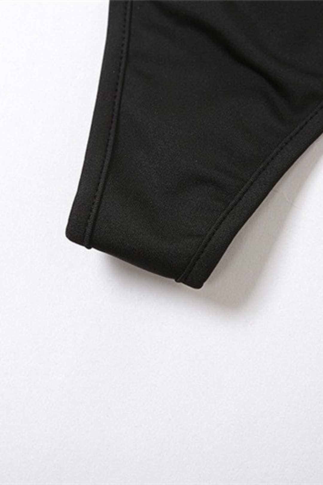 Navel-baring Vests, Sexy Briefs And Bikini Suit