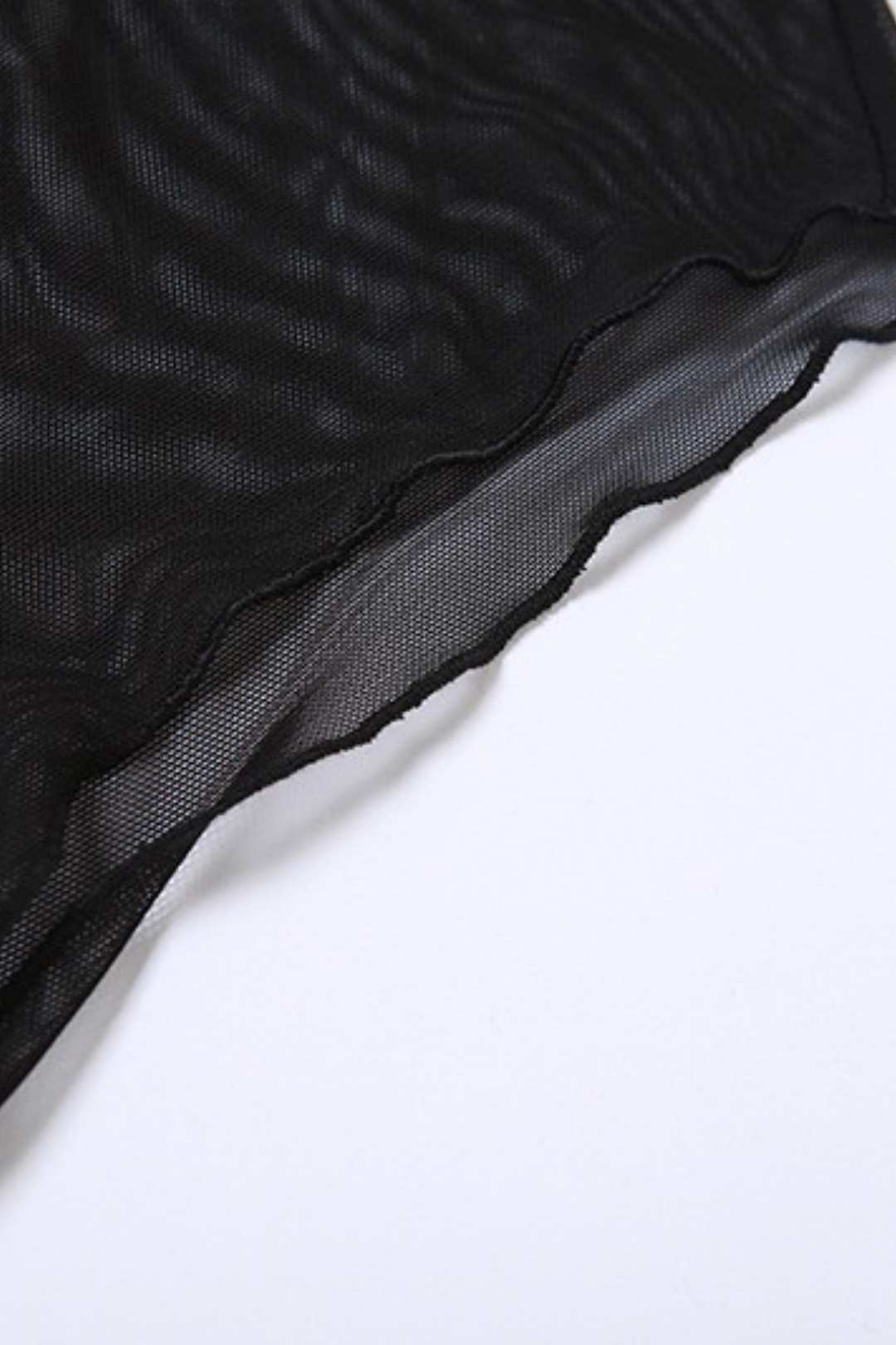 Round Neck Three-dimensional Flower See-through Mesh Slim Fit T-shirt