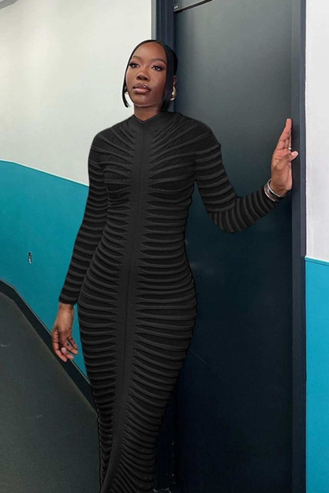 Long-sleeved Round Neck Slim Fit Hip-hugging Temperament Knitted Bottoming Dress