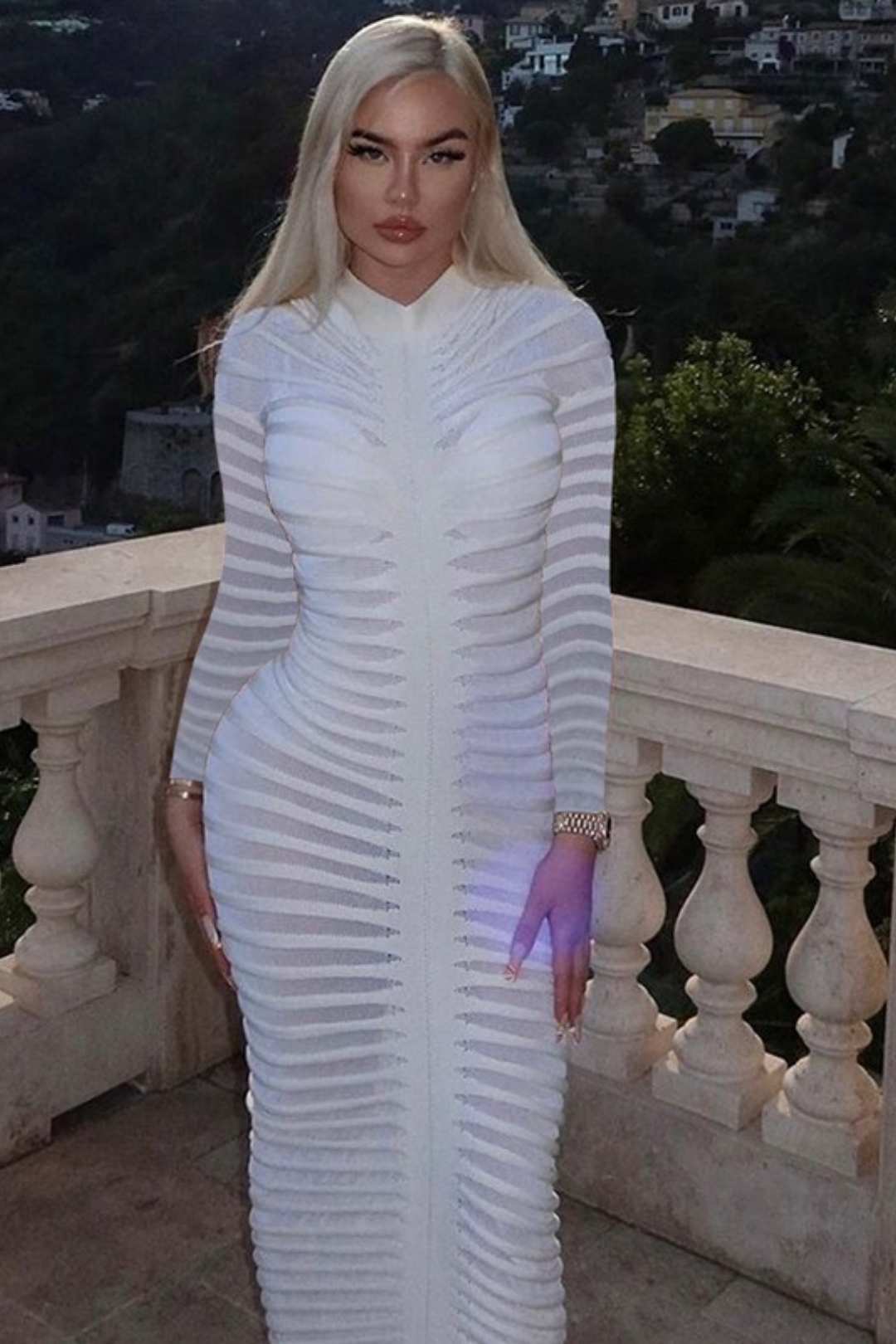 Long-sleeved Round Neck Slim Fit Hip-hugging Temperament Knitted Bottoming Dress