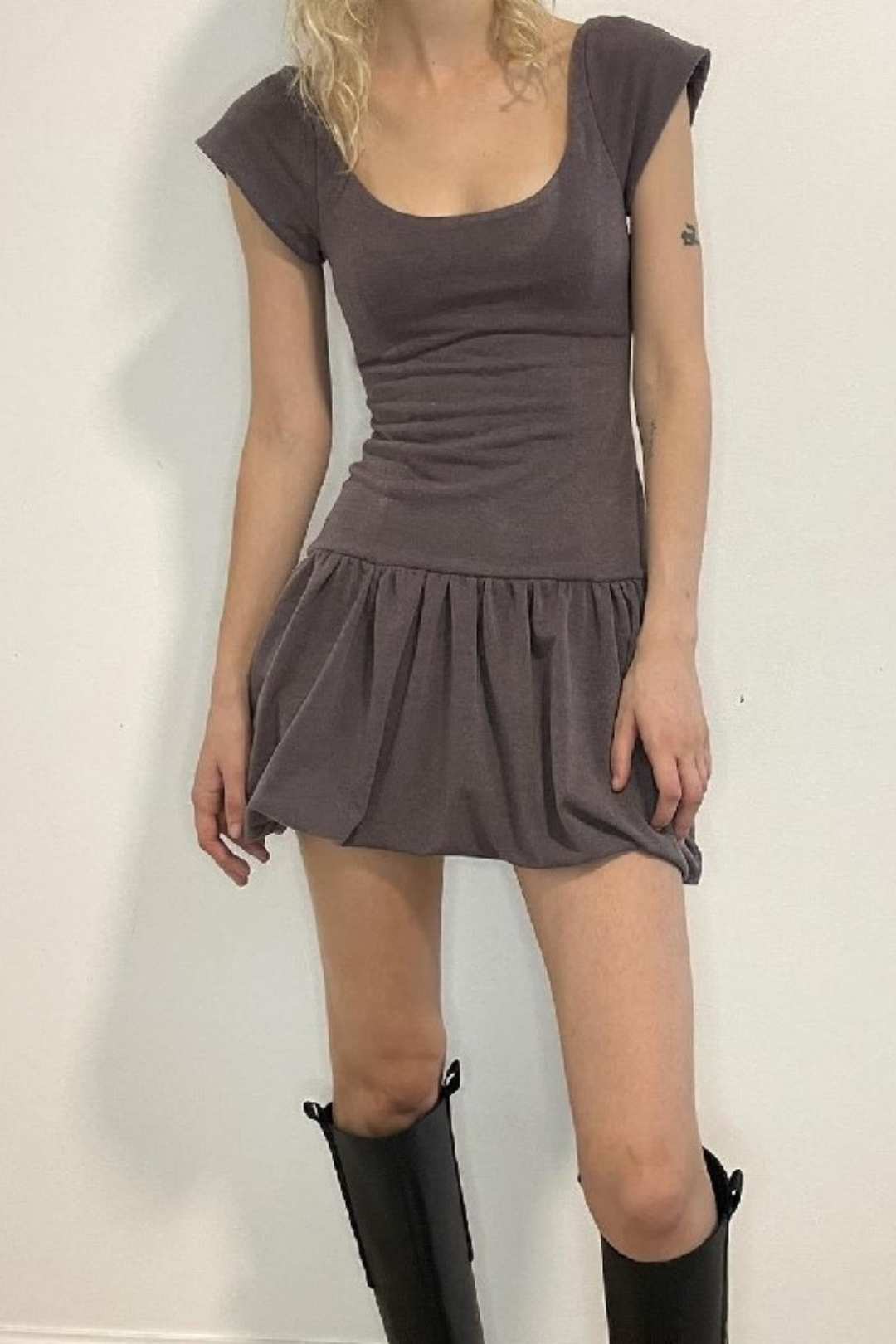 Sexy U-neck Slim Slim Temperament Commuter Short-sleeved Dress
