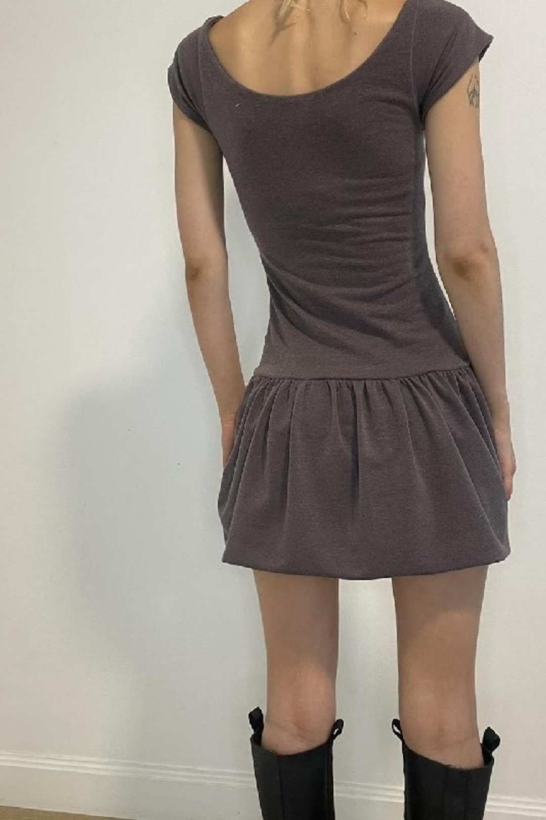 Sexy U-neck Slim Slim Temperament Commuter Short-sleeved Dress