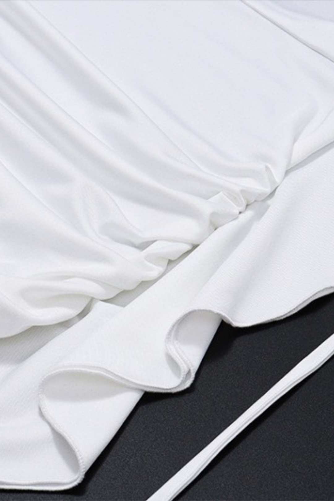 Backless V-neck Three-dimensional Flower Ribbon Slim Hot Girl Dress