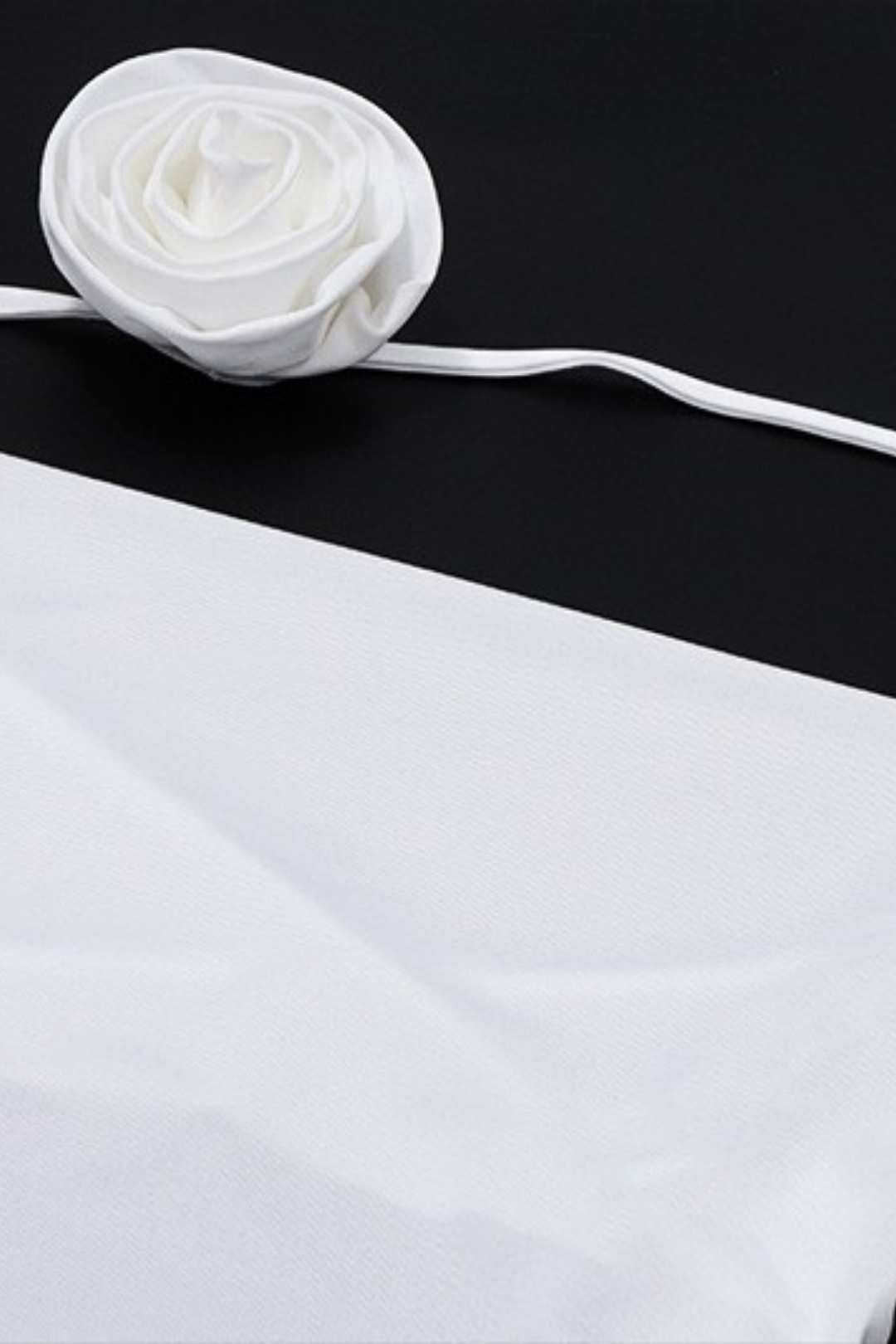 Backless V-neck Three-dimensional Flower Ribbon Slim Hot Girl Dress