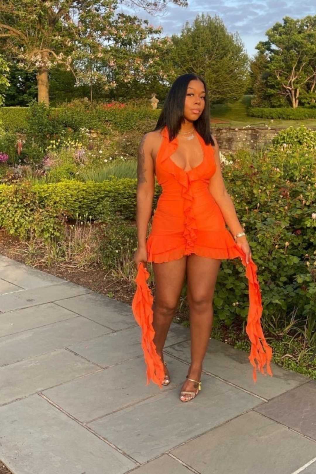 Solid Color Sleeveless Low-neck Fungus-edged Irregular Hip-covering Short Dress