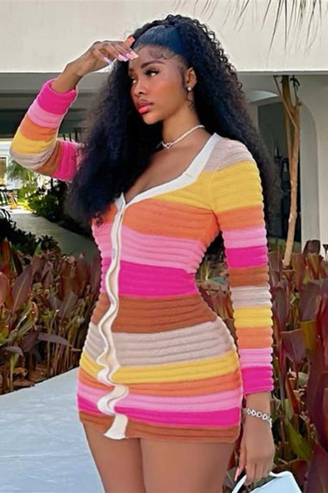 Color-blocked Knitted Buttoned Long-sleeved Slim Hip-hugging Dress