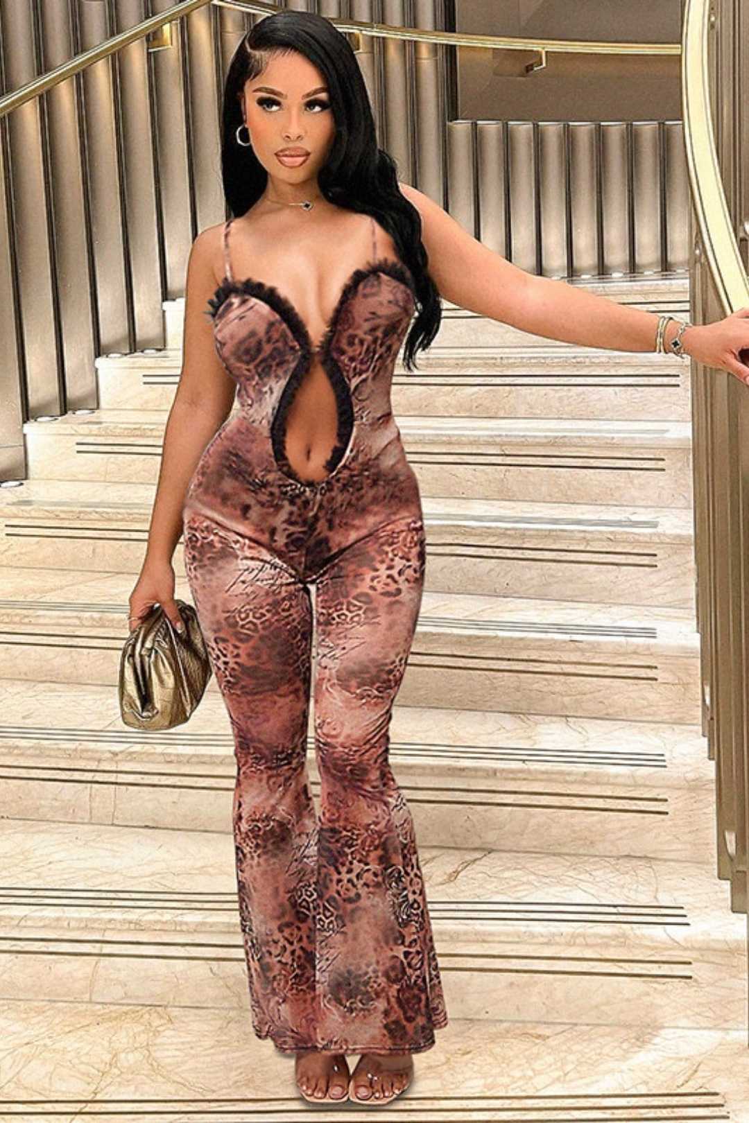 Sexy Hollow Chest-wrapped And Backless Suspender Jumpsuit