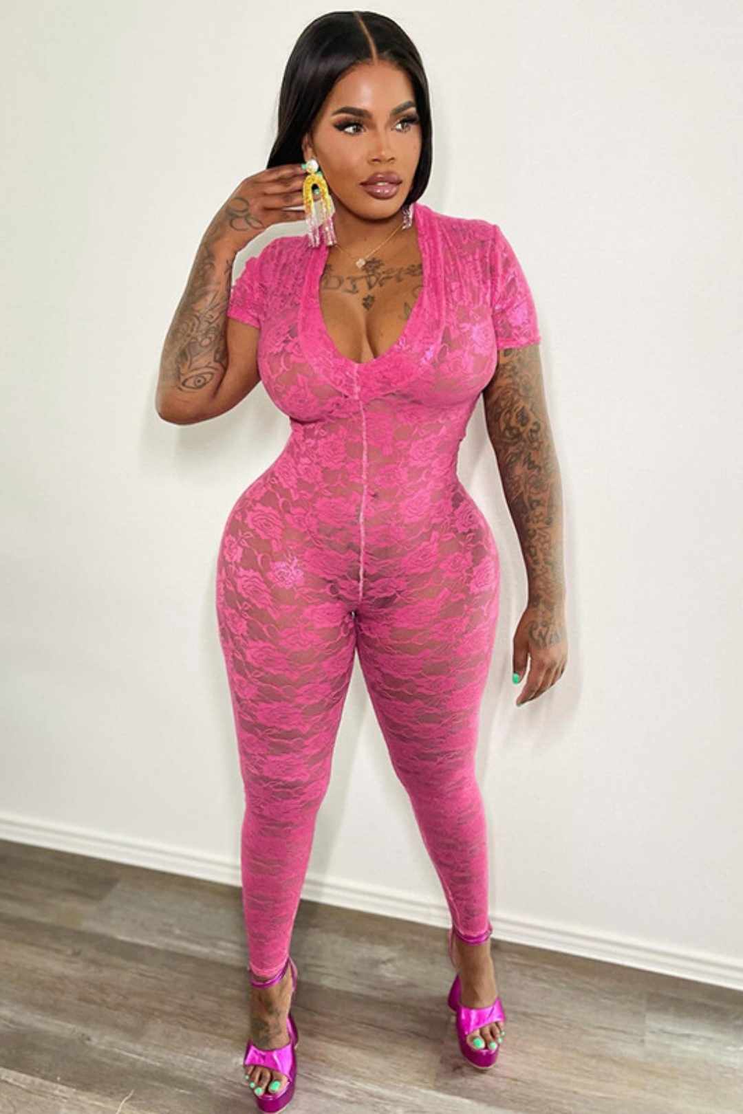 Solid Color Lace Stitching Deep V-neck Short-sleeved Tight Jumpsuit