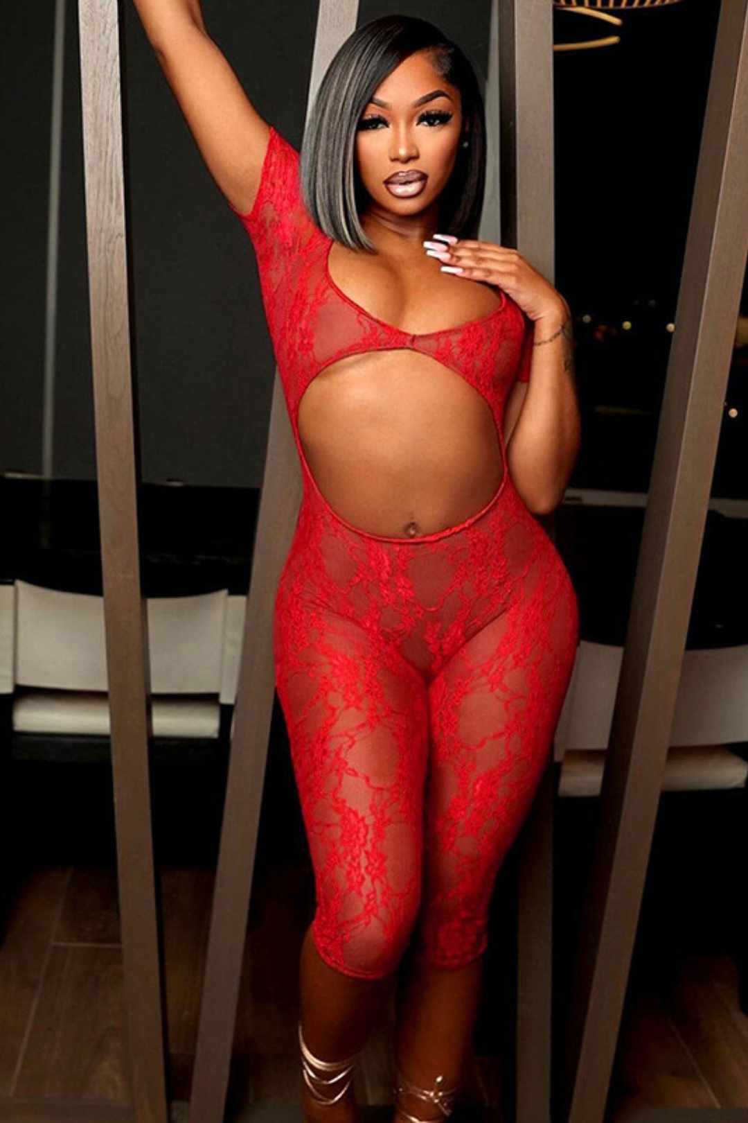 Lace Splicing U-neck Short-sleeved Navel-baring Hollow Jumpsuit 