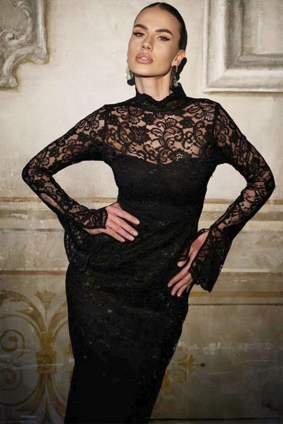 Sexy Lace Stitching Slim Long-sleeved Dress