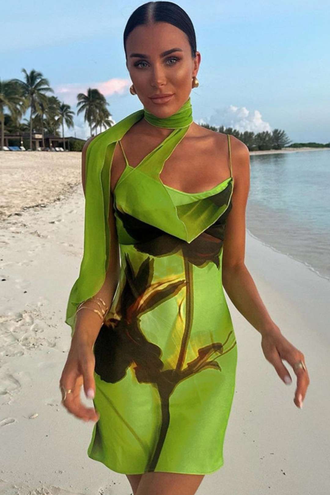 Fashion Print Sexy Backless Suspender Hip Dress