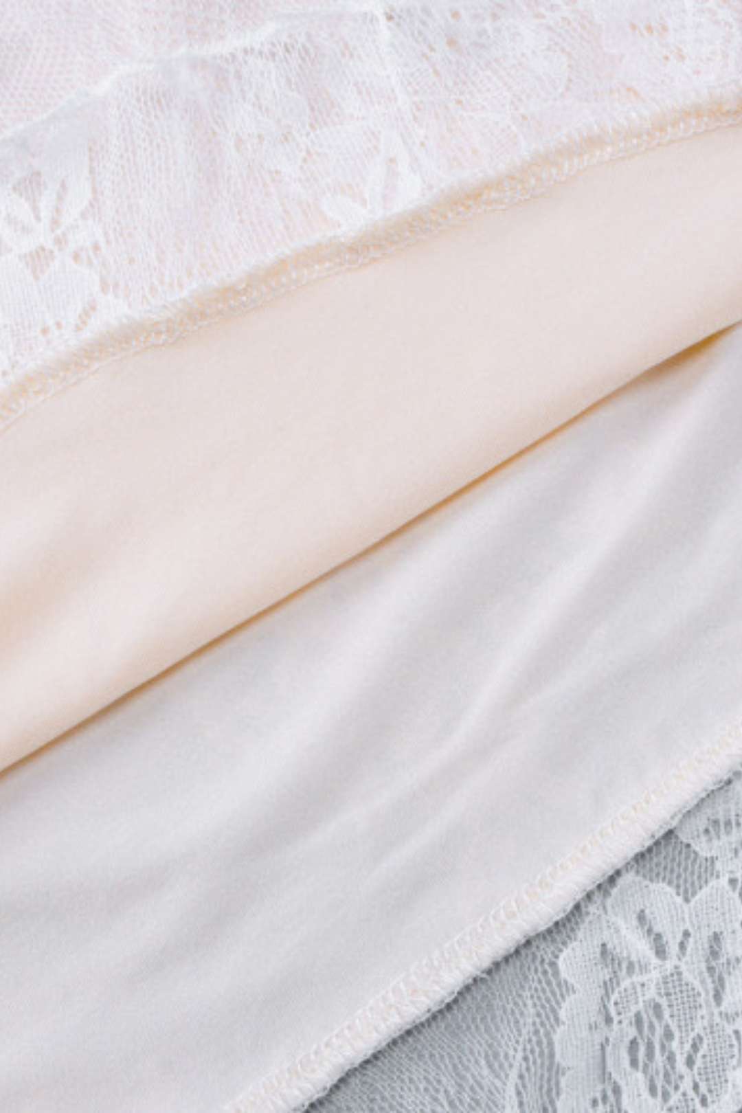 Sexy Hollow Lace Splicing Long Sleeve Dress