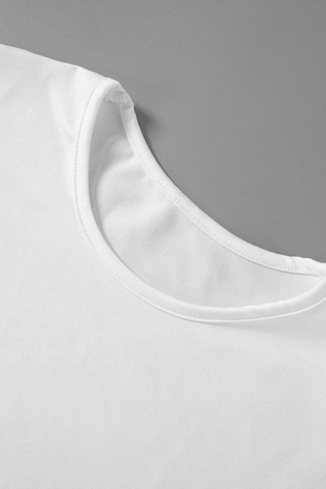 Simple Round Neck Short Sleeve Three-dimensional Butterfly Top