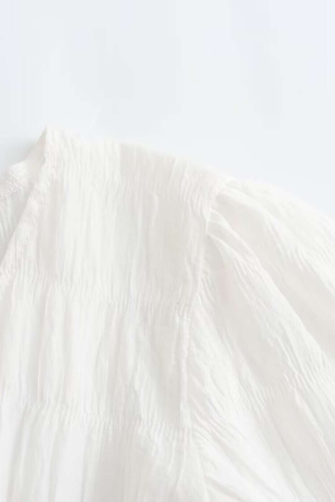 V-neck Hollow Long Sleeve Waist Puff Short Dress