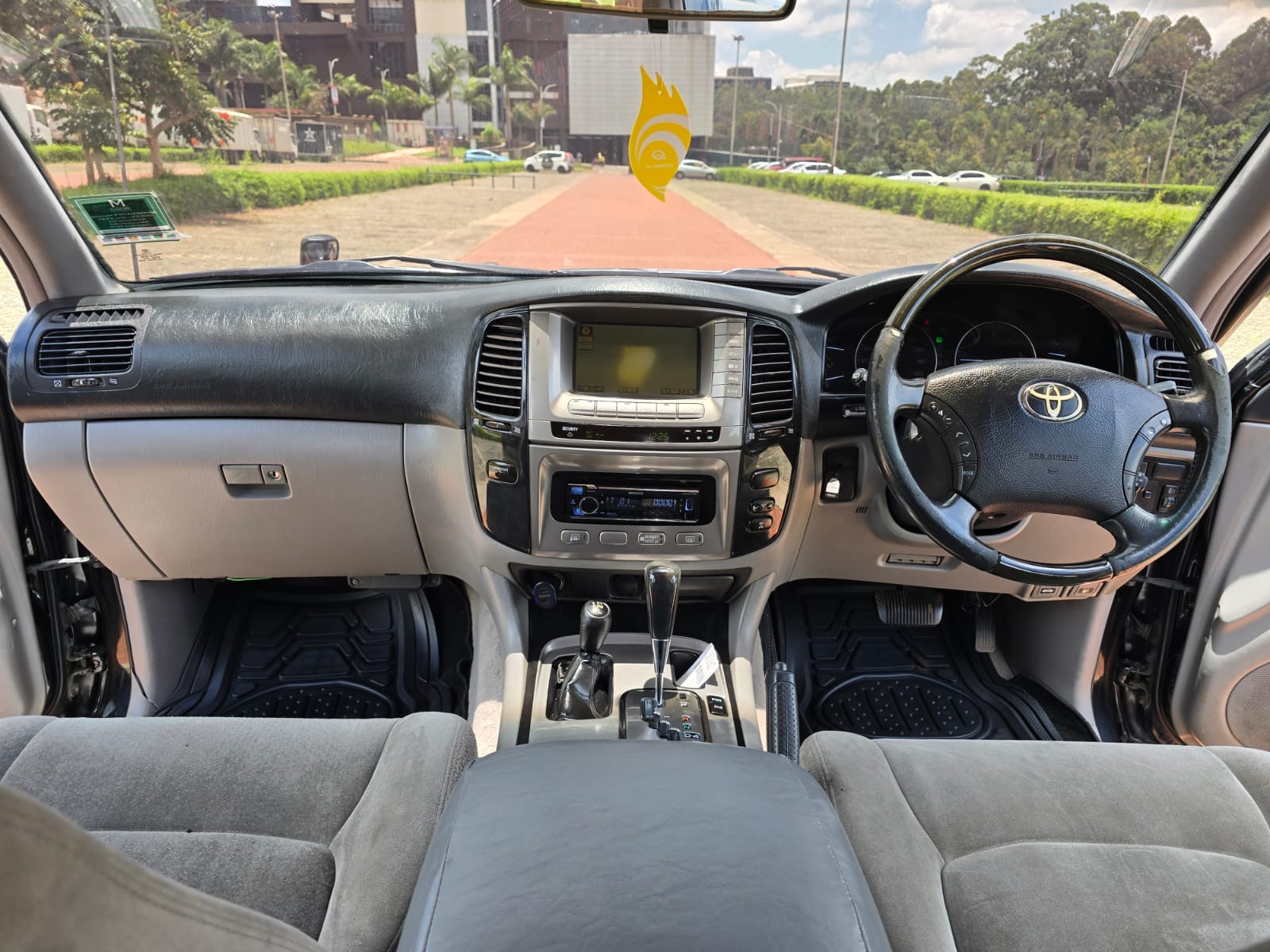 Toyota Landcruiser J100 Series