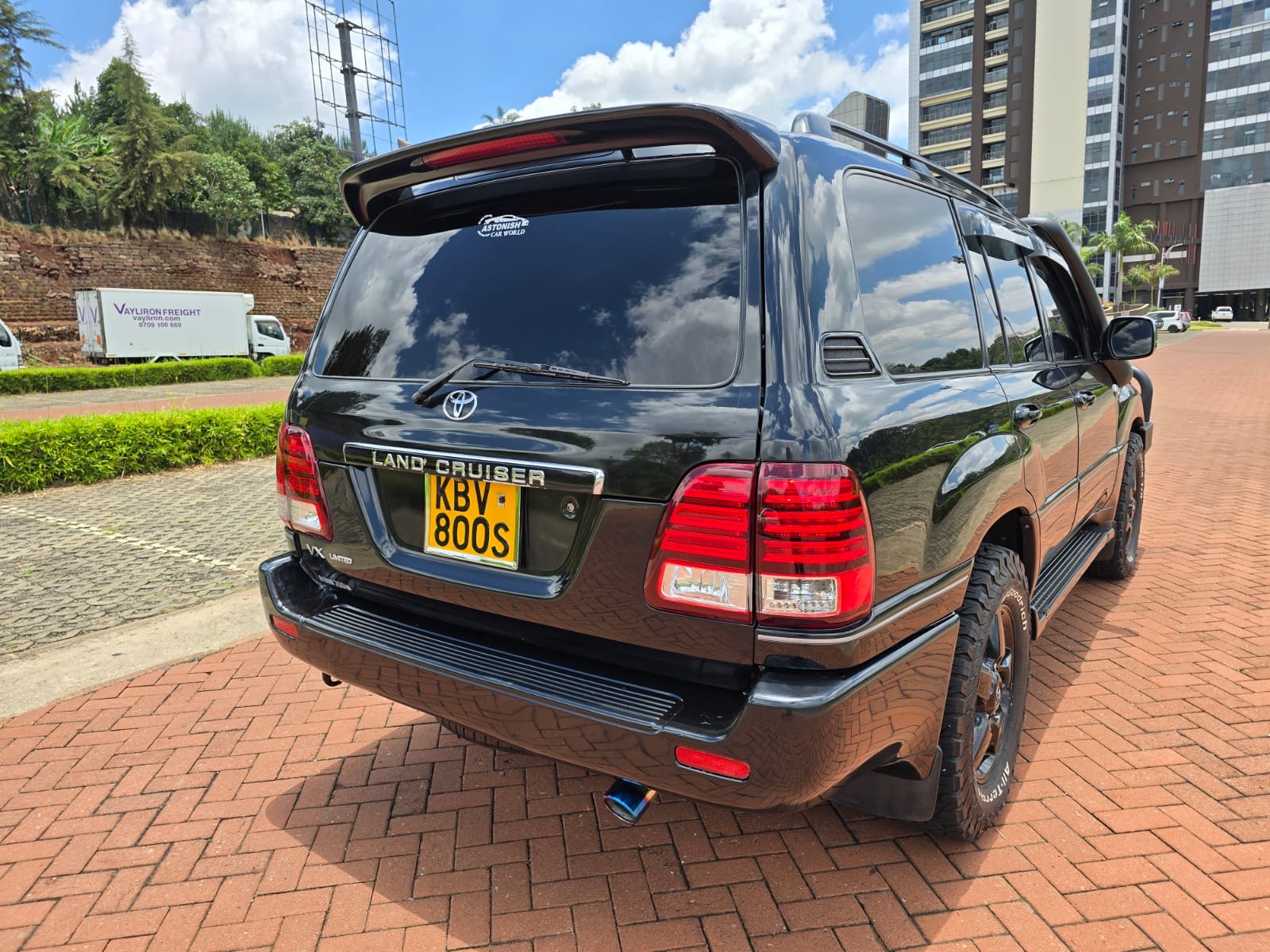 Toyota Landcruiser J100 Series