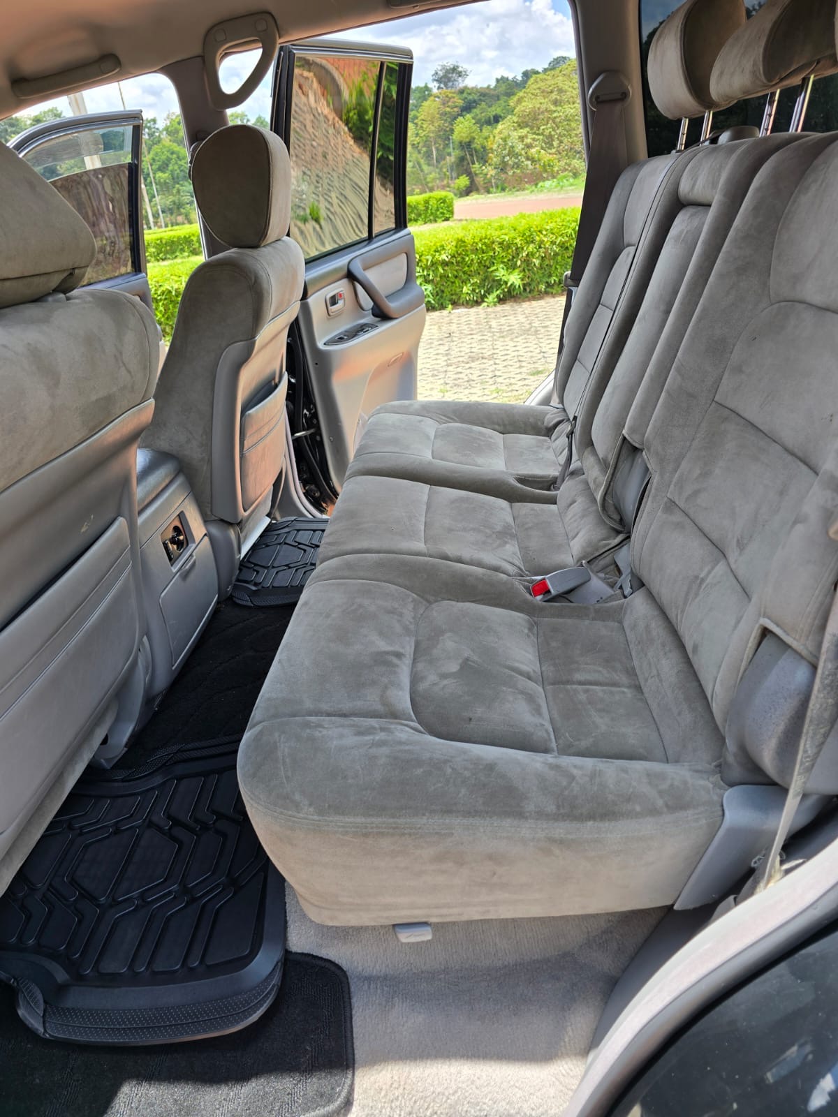 Toyota Landcruiser J100 Series