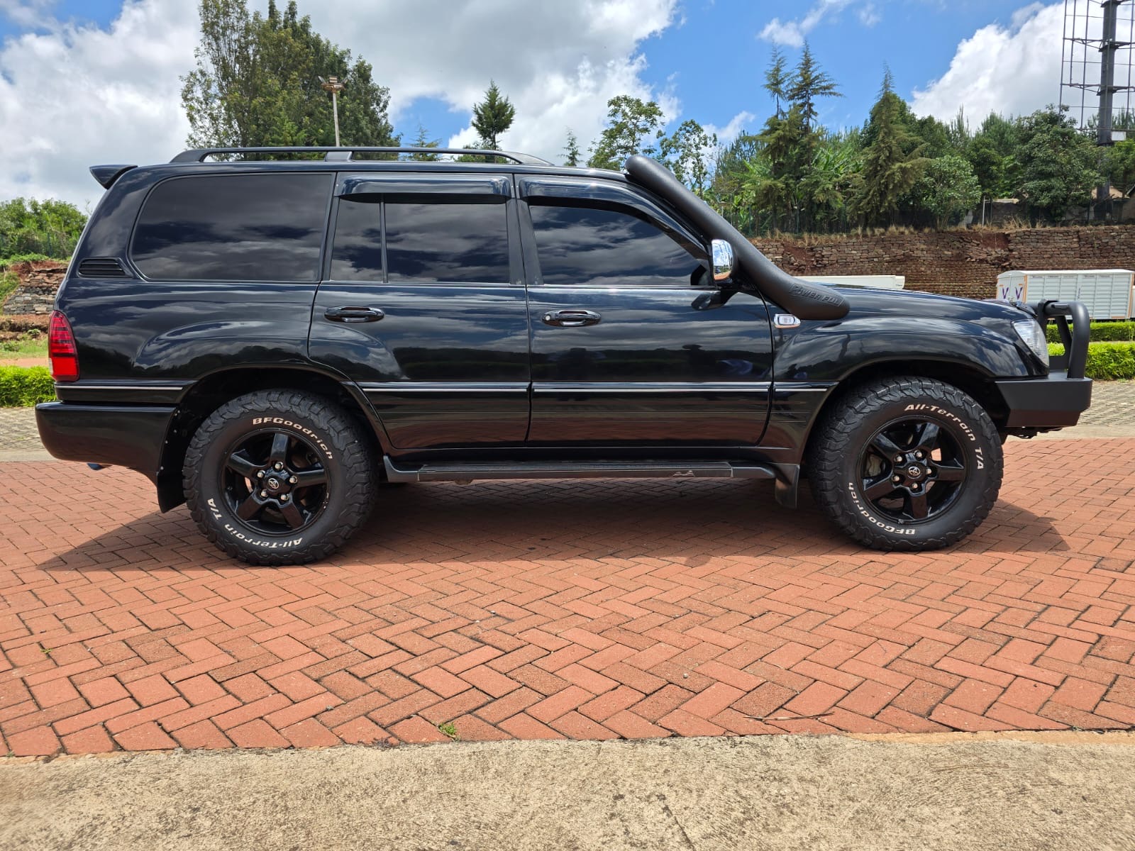 Toyota Landcruiser J100 Series