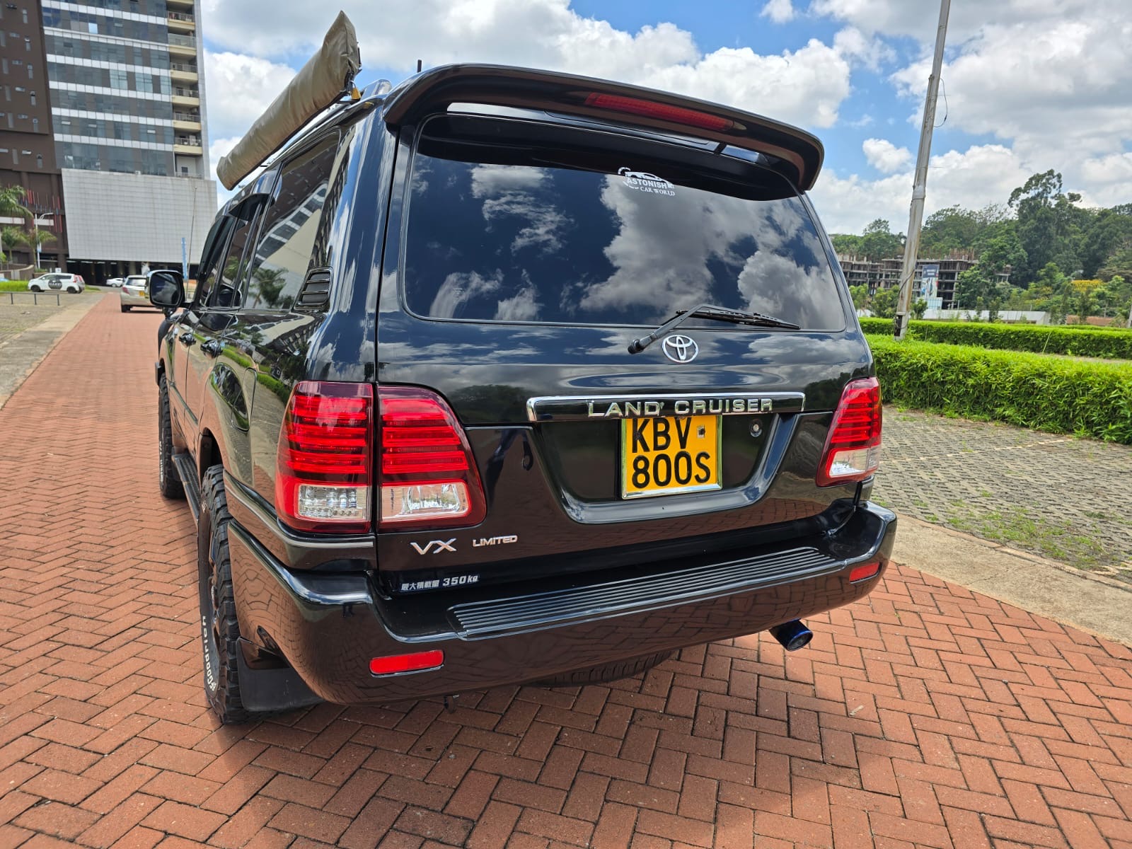 Toyota Landcruiser J100 Series