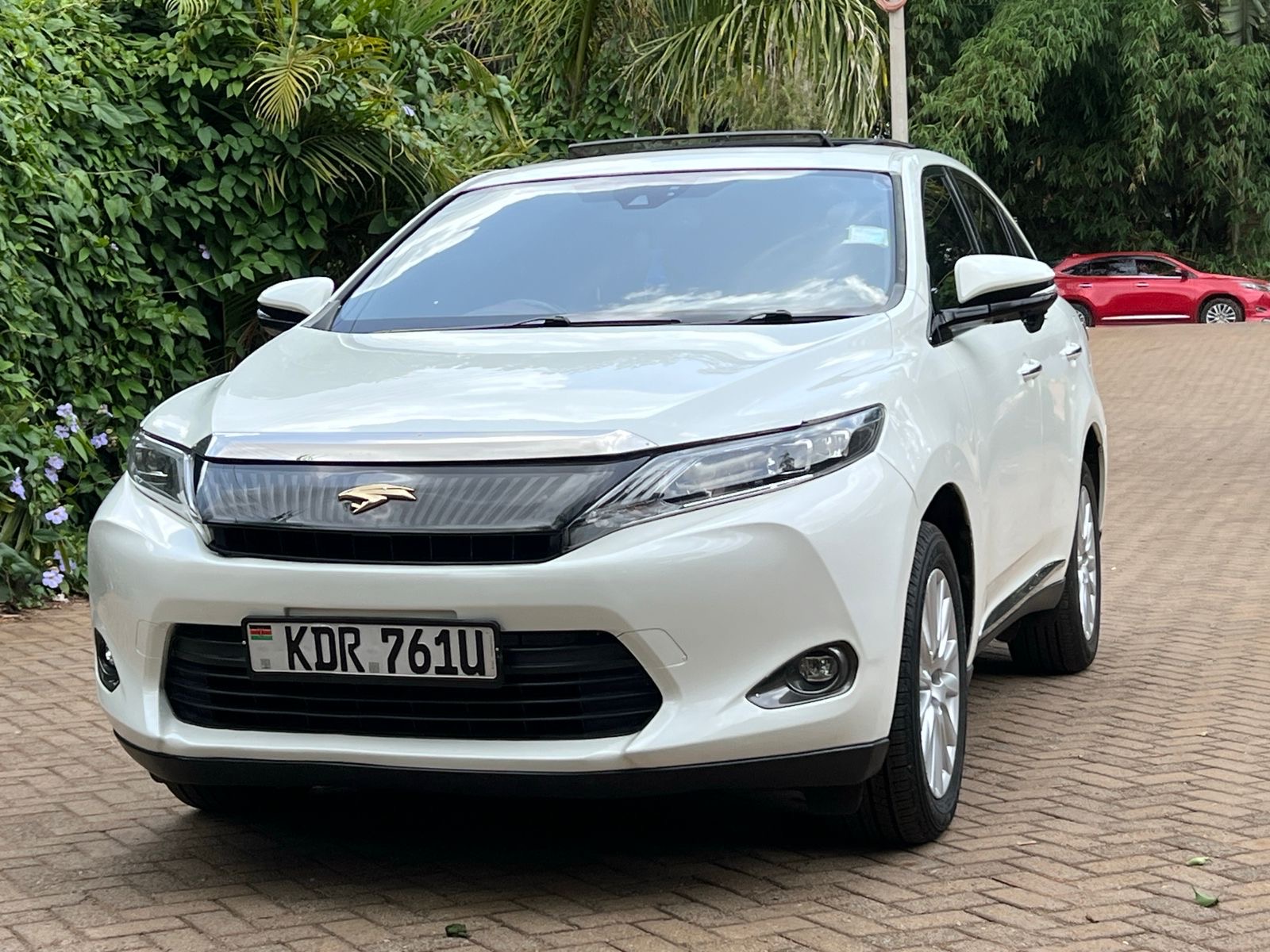 Toyota Harrier 2017