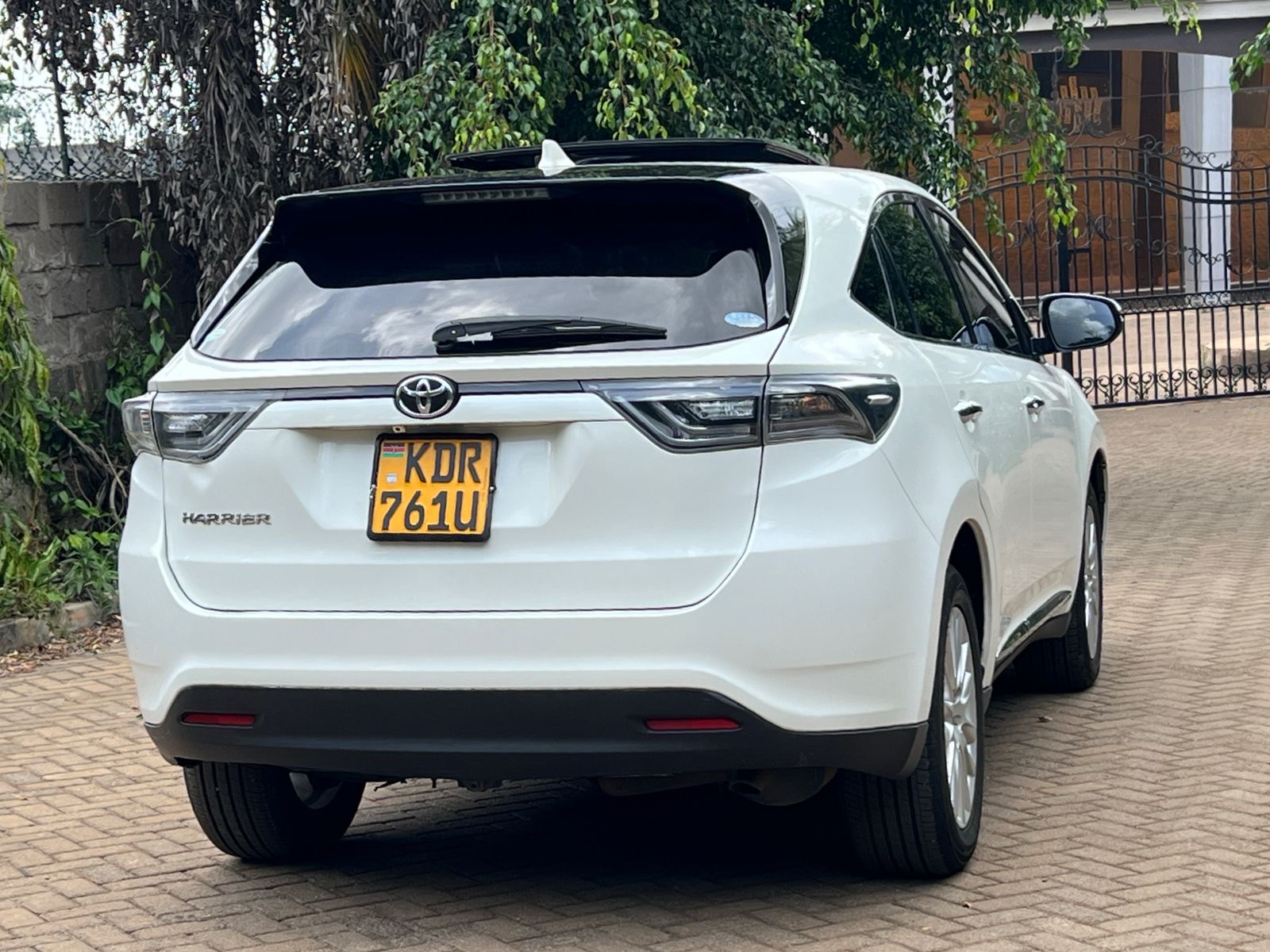 Toyota Harrier 2017
