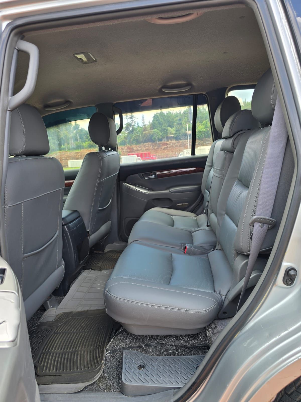 Toyota Landcruiser Prado J120