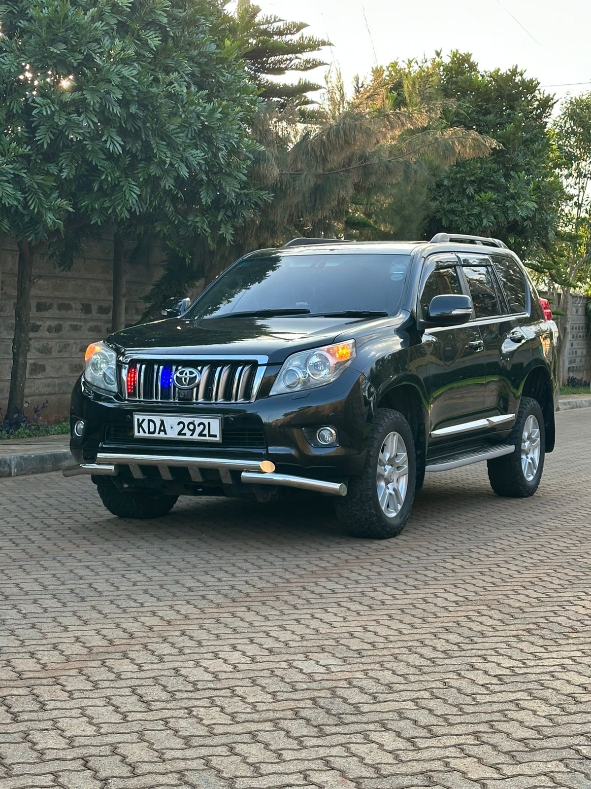 Toyota Landcruiser J150