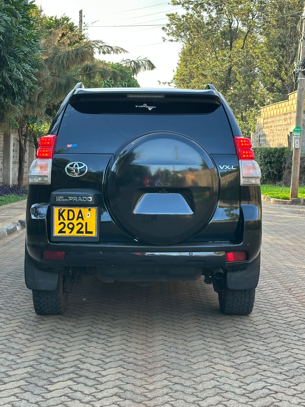 Toyota Landcruiser J150