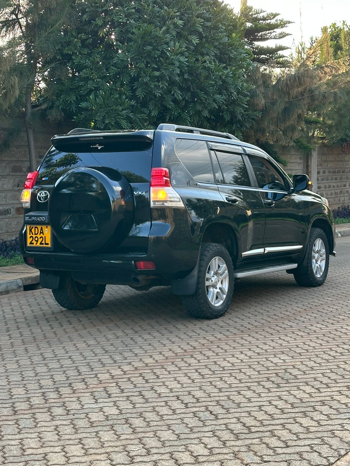 Toyota Landcruiser J150