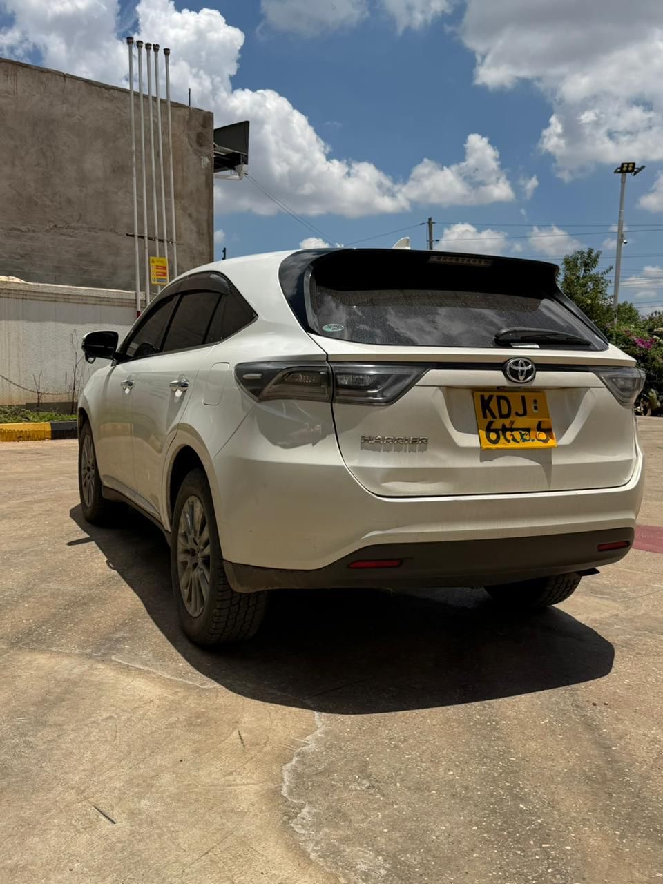 Toyota Harrier 2015