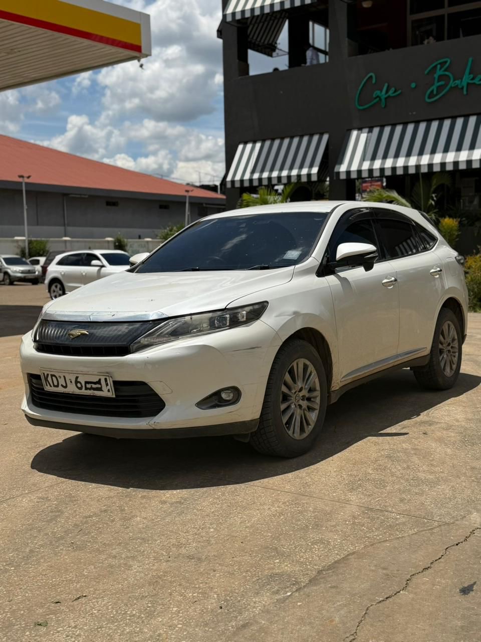 Toyota Harrier 2015