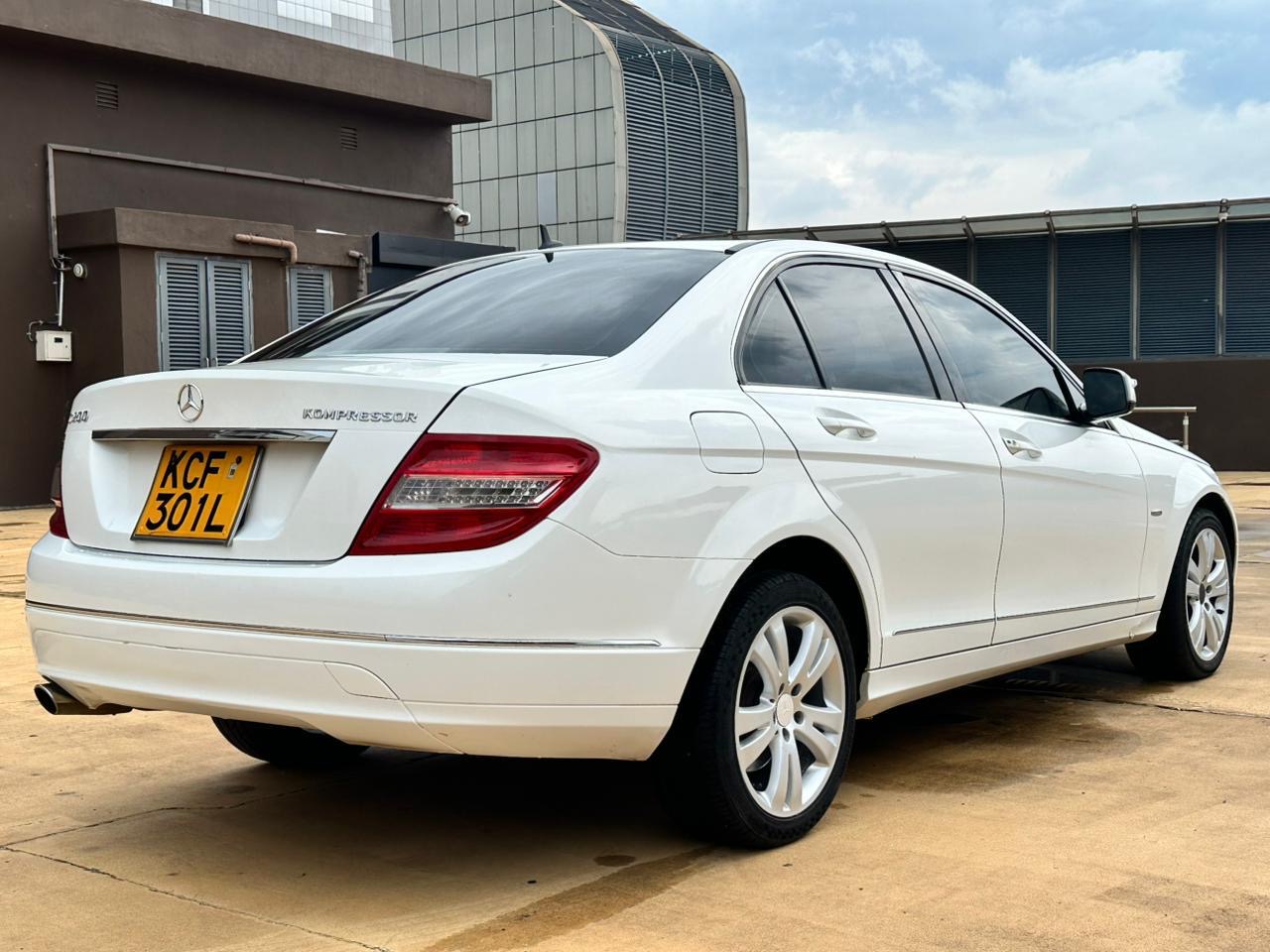 Mercedes Benz C200