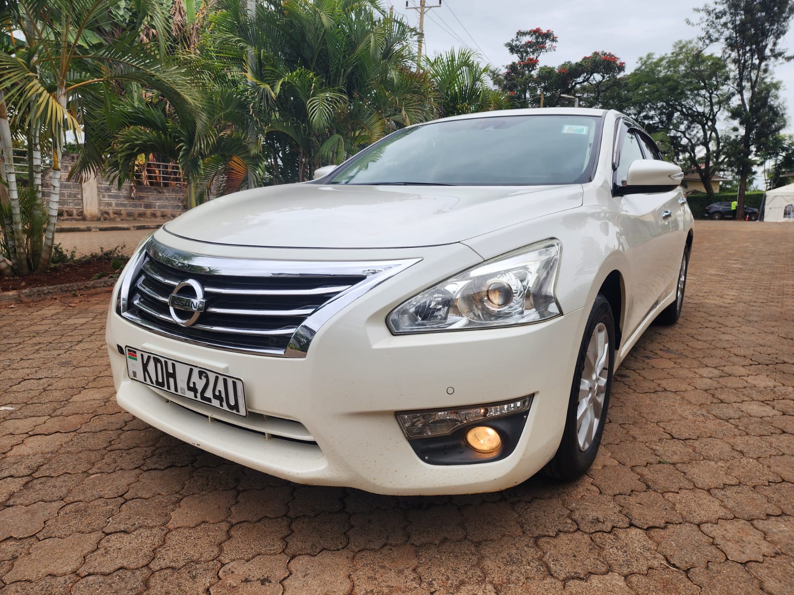 Nissan Teana XE