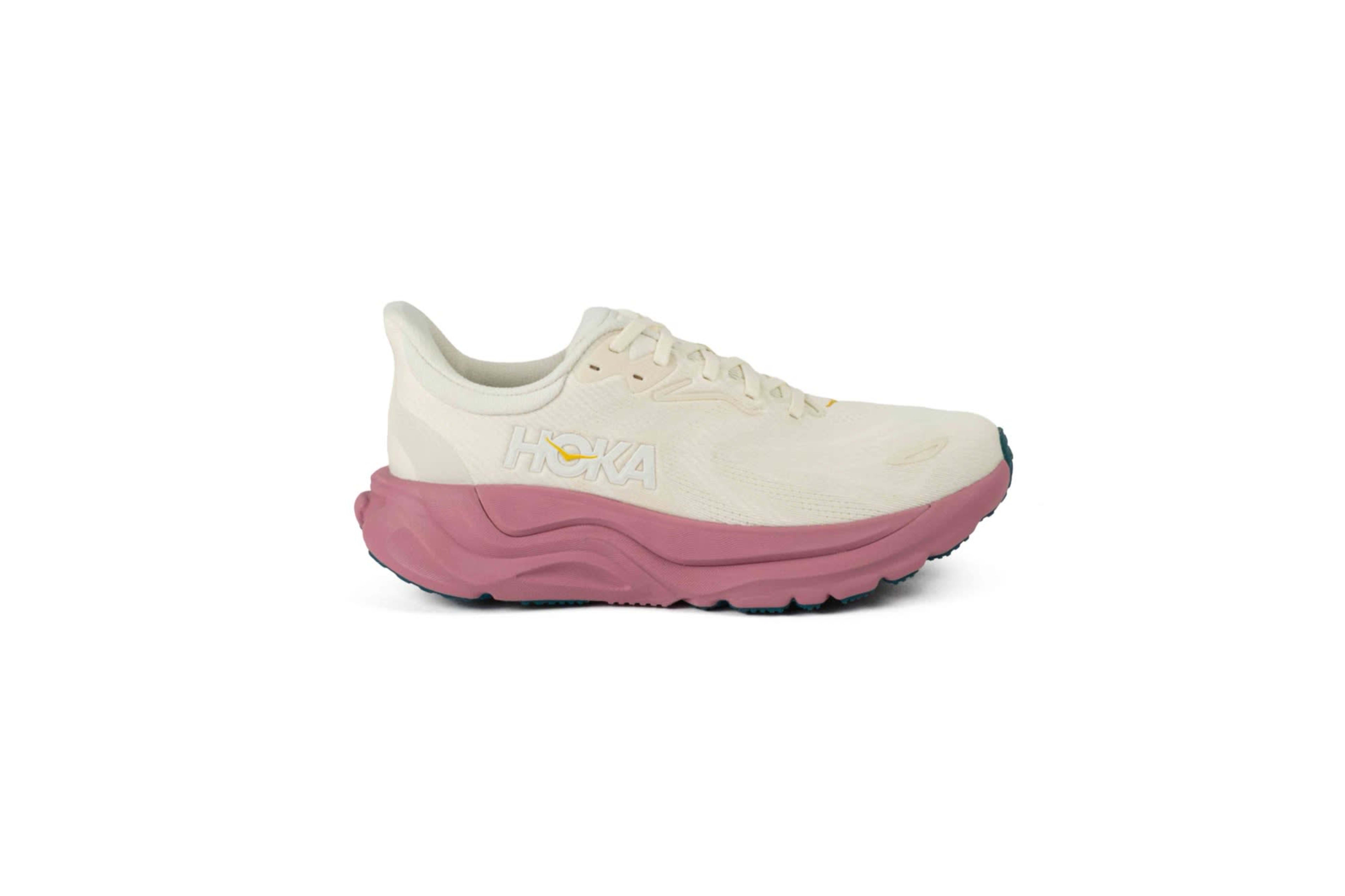 TENIS HOKA ARAHI 8 MUJER HABANO vista 2